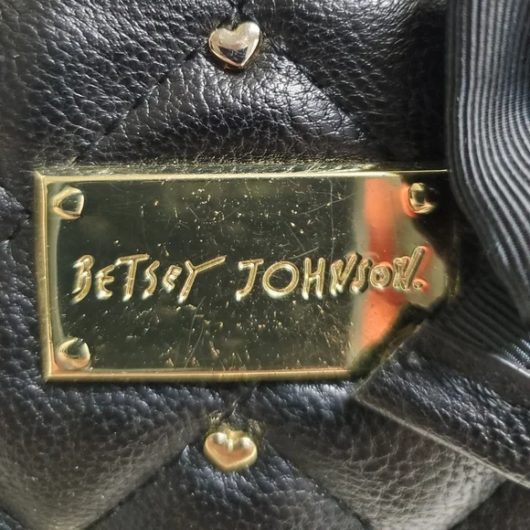 Betsey Johnson Mini Satchel Purse Be-Mine Heart Stud Crossbody Bag Quilted Black - Picture 2 of 5